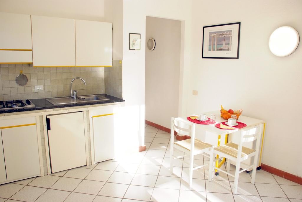 Residence Della Luna ポルト・アッズッロ エクステリア 写真