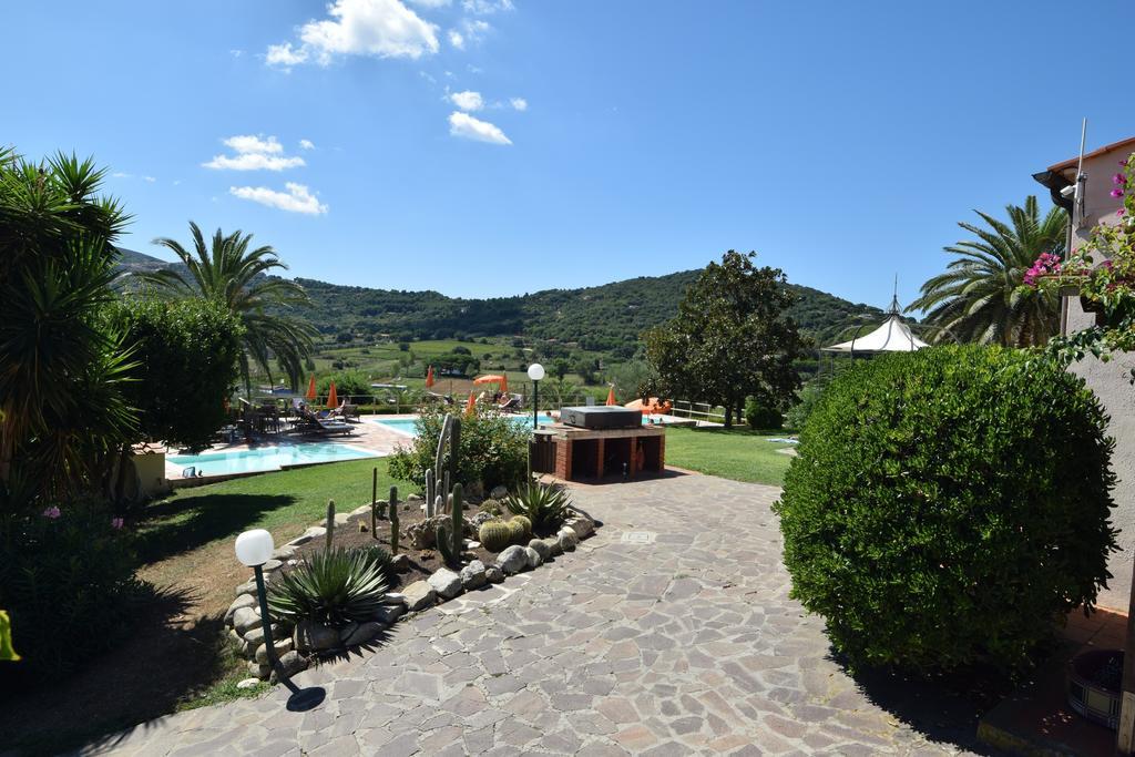 Residence Della Luna ポルト・アッズッロ エクステリア 写真